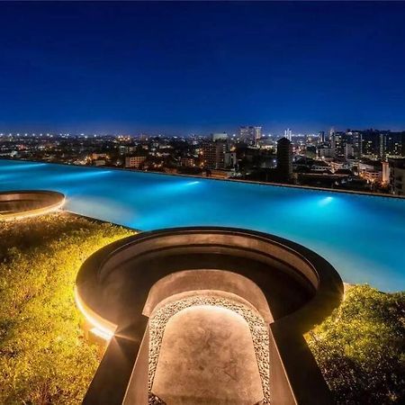 Modern Style Room With Sky Pool 古城边天际泳池公寓 Chiang Mai Ngoại thất bức ảnh