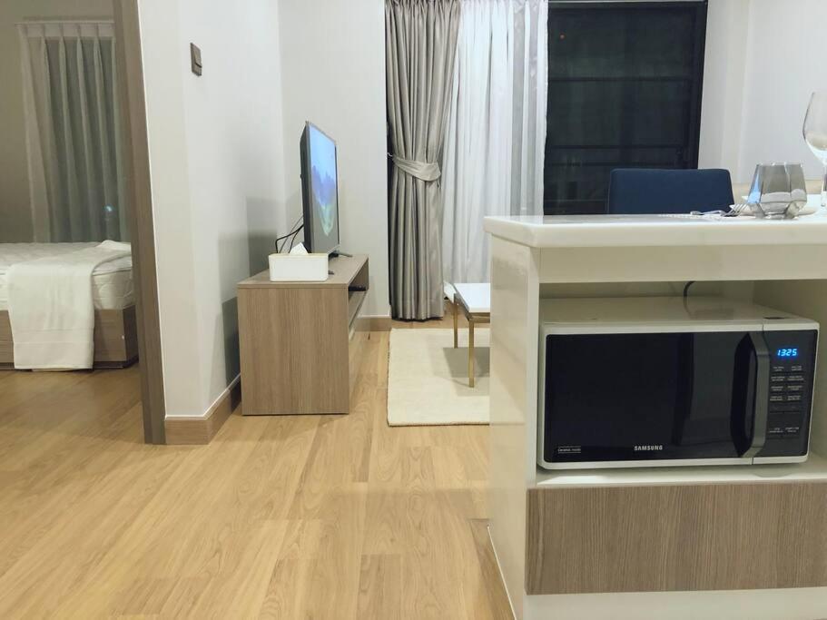Modern Style Room With Sky Pool 古城边天际泳池公寓 Chiang Mai Ngoại thất bức ảnh