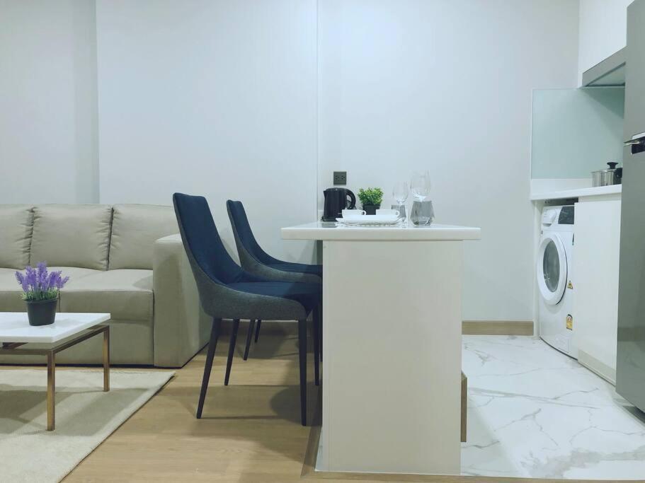 Modern Style Room With Sky Pool 古城边天际泳池公寓 Chiang Mai Ngoại thất bức ảnh