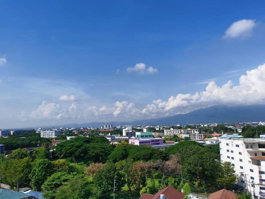 Modern Style Room With Sky Pool 古城边天际泳池公寓 Chiang Mai Ngoại thất bức ảnh